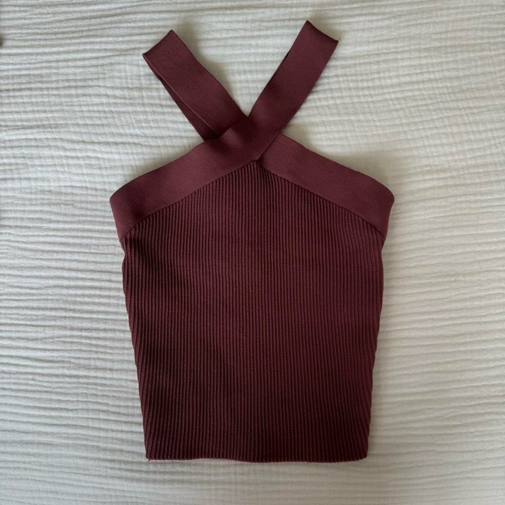 Aritzia Babaton Sculpt Knit Criss-Cross Tank
